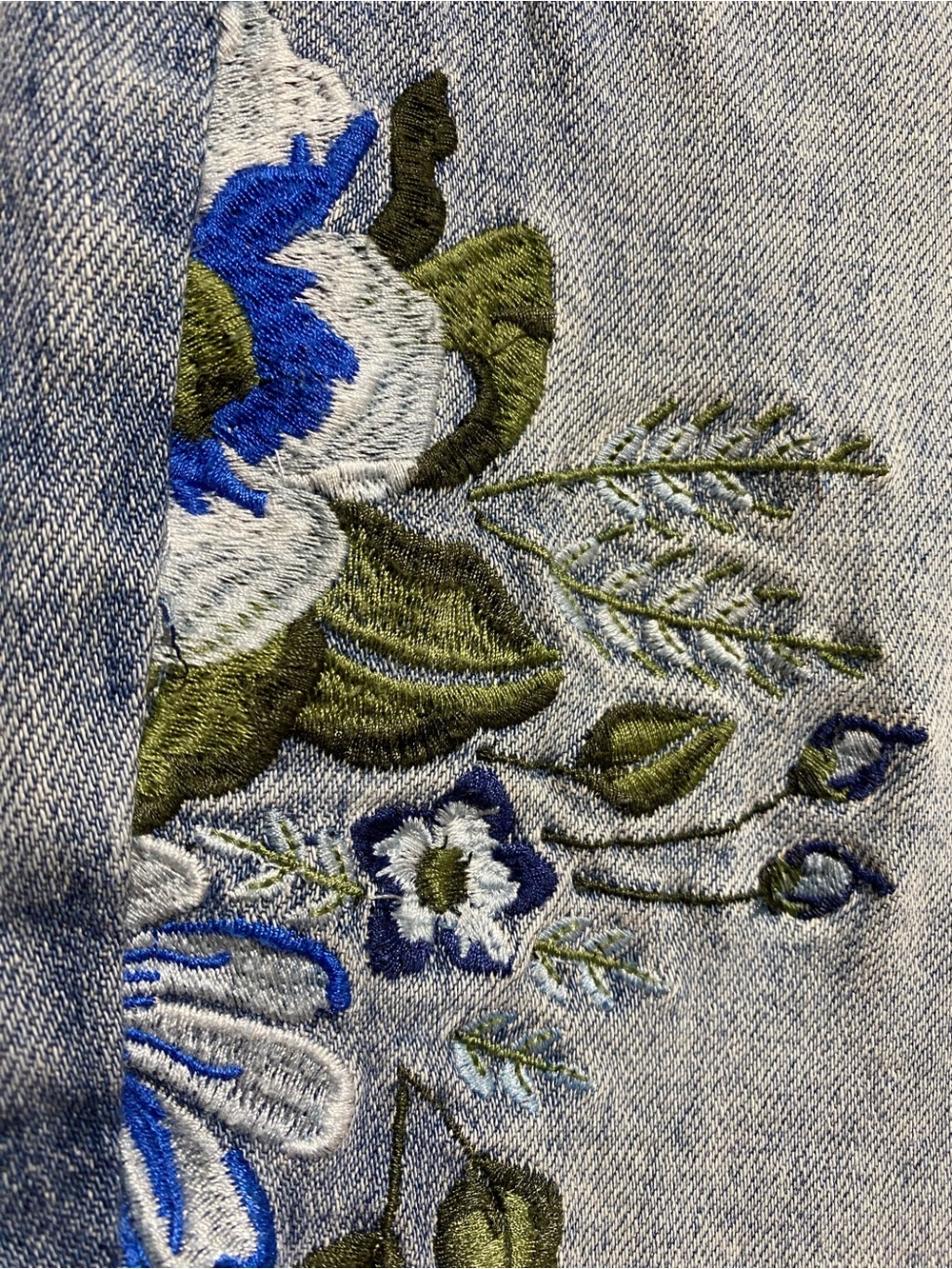 Blank NYC Floral Embroidered Skinny Jeans Boho Beachy Cottage Size 28 - Picture 6 of 15